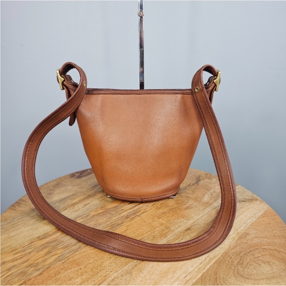 Vintage Coach Maggie (Costa Rica!) Duffle Sac 9019 British Tan